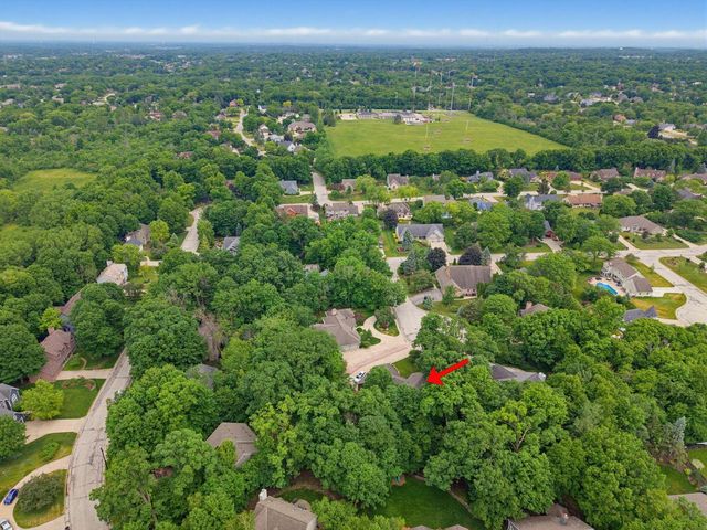 3532 S 121st COURT, Greenfield, WI 53228