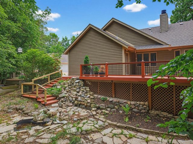 3532 S 121st COURT, Greenfield, WI 53228