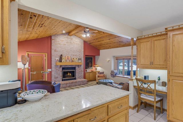 3532 S 121st COURT, Greenfield, WI 53228