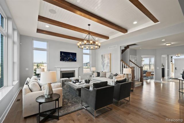 14040 Regatta Bay Drive, Shelby, MI 48315