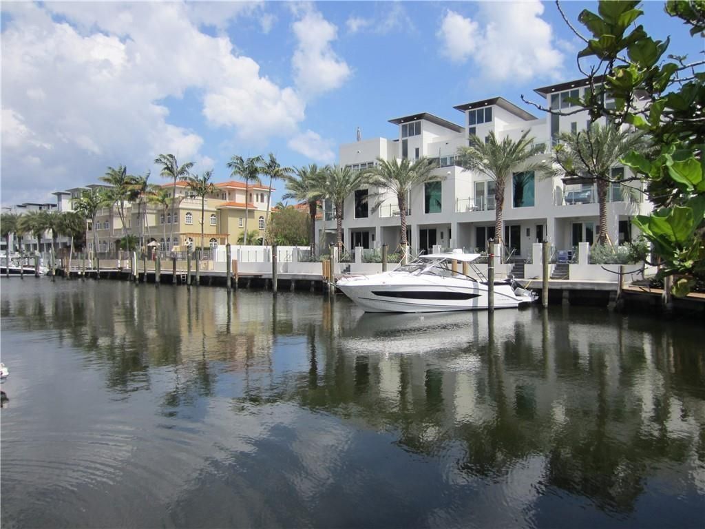 239 Hibiscus Avenue, Lauderdale By The Sea, FL 33308