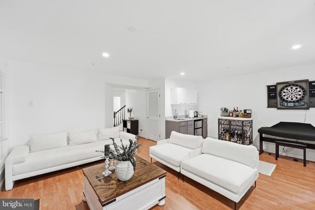210 PAINTED POST LN, Gaithersburg, MD 20878