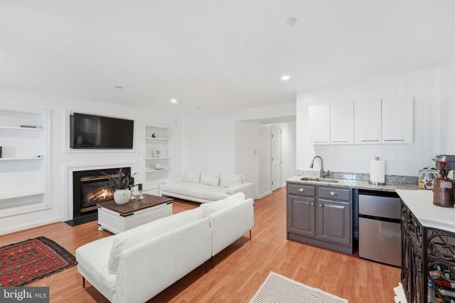 210 PAINTED POST LN, Gaithersburg, MD 20878
