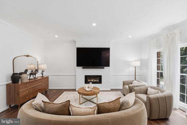 210 PAINTED POST LN, Gaithersburg, MD 20878