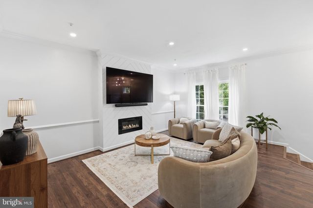 210 PAINTED POST LN, Gaithersburg, MD 20878