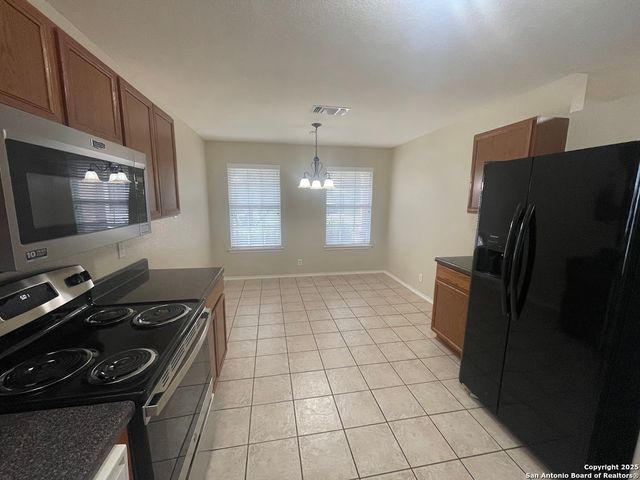 6602 Nora Vista, San Antonio, TX 78233