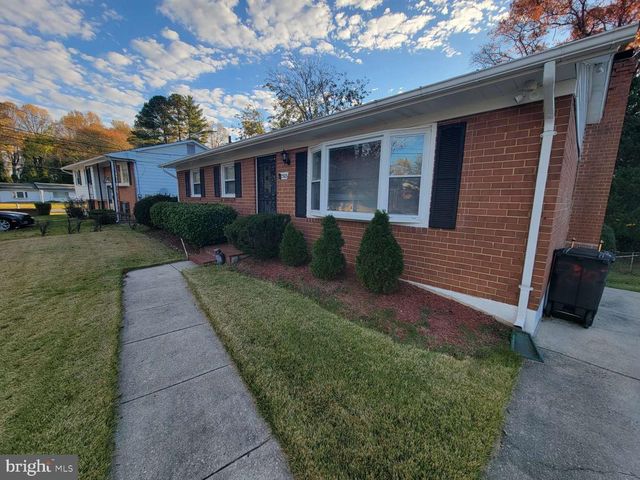 7303 HASTINGS DR, Capitol Heights, MD 20743