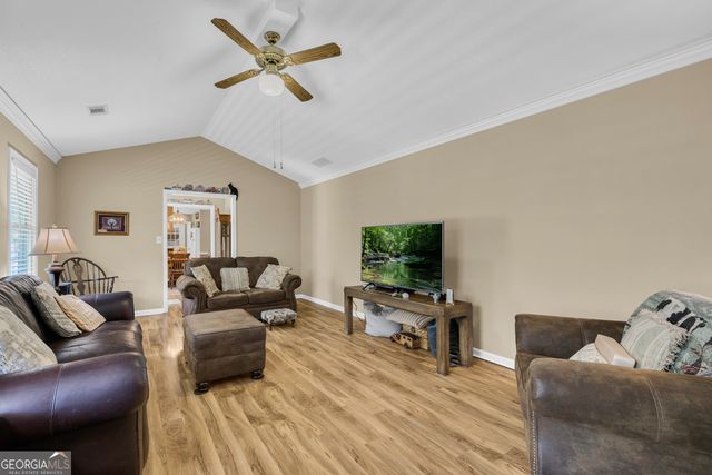 172 Lewis Circle, Commerce, GA 30529