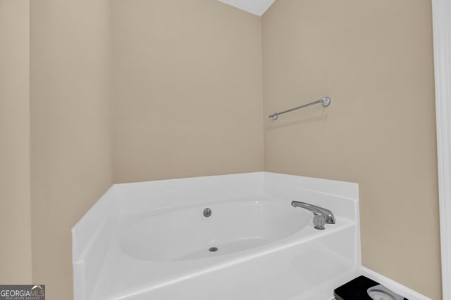 172 Lewis Circle, Commerce, GA 30529