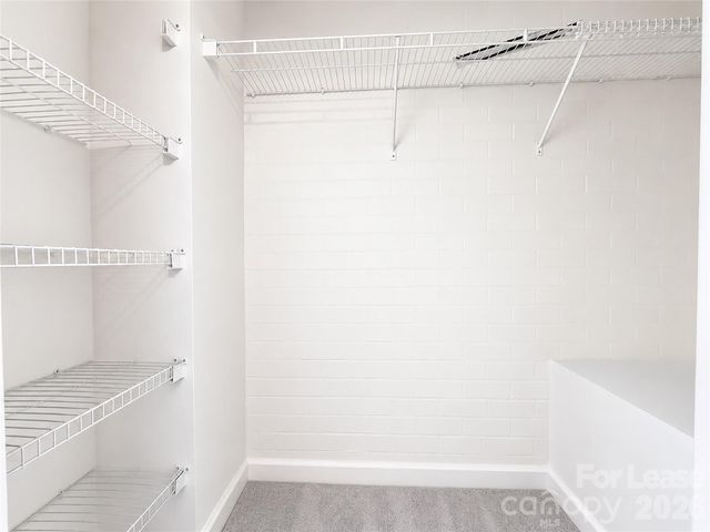 1224 Green Oaks Lane F, Charlotte, NC 28205