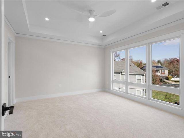 616 GIBSON CIR SW, Vienna, VA 22180