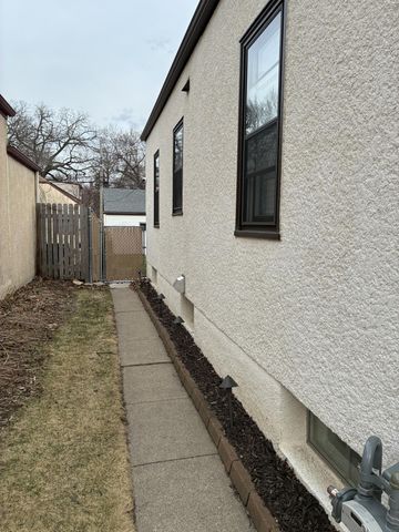 3729 44th Avenue S, Minneapolis, MN 55406