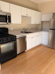 887 E 4th 3, Boston, MA 02127