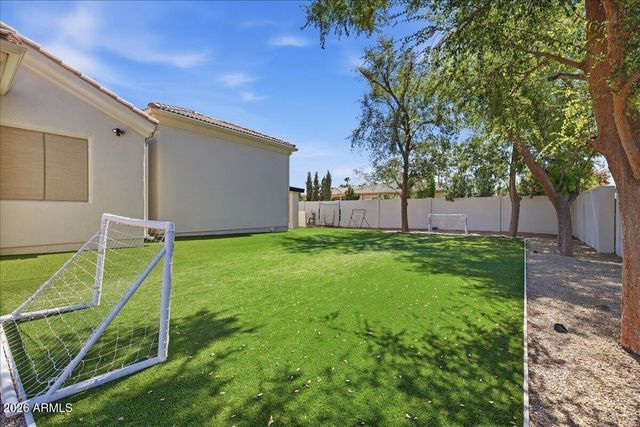 10509 E SUNNYSIDE Drive, Scottsdale, AZ 85259