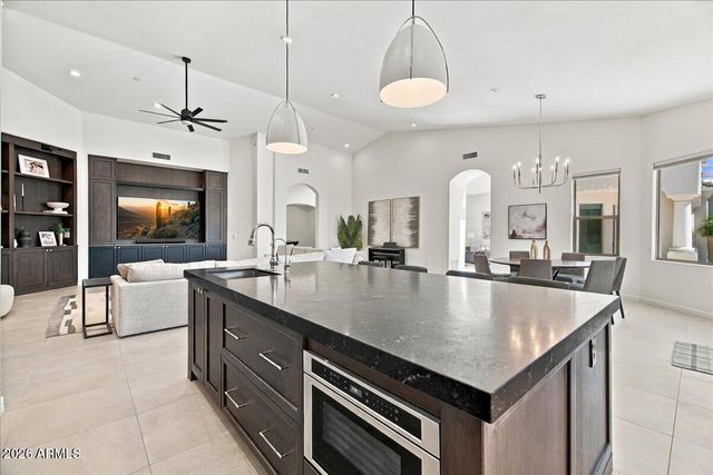 10509 E SUNNYSIDE Drive, Scottsdale, AZ 85259