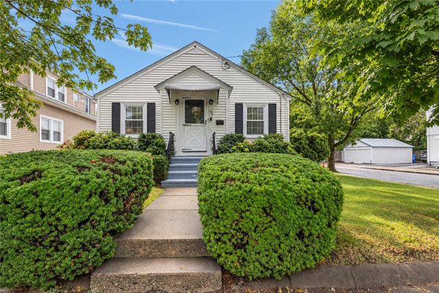 402 Webster Avenue, Cranston, RI 02920