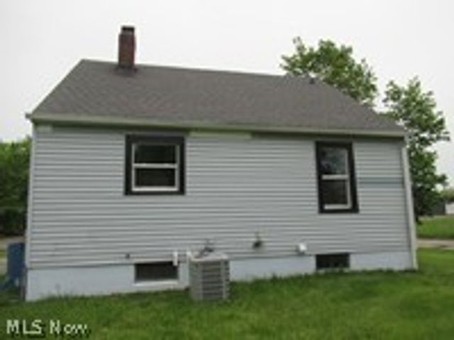 1936 Lakeview Avenue, Lorain, OH 44053
