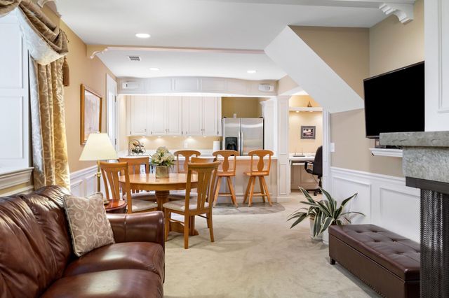 5212 Richwood Drive, Edina, MN 55436