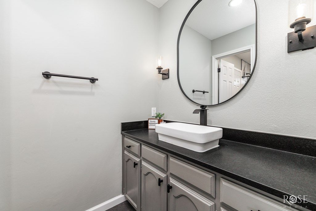 Image 15 of property listing at 3421 Clearview Dr, San Angelo, TX 76904
