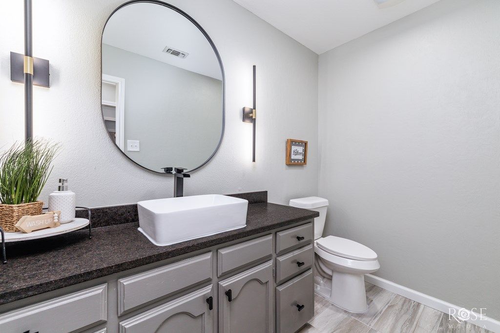 Image 20 of property listing at 3421 Clearview Dr, San Angelo, TX 76904