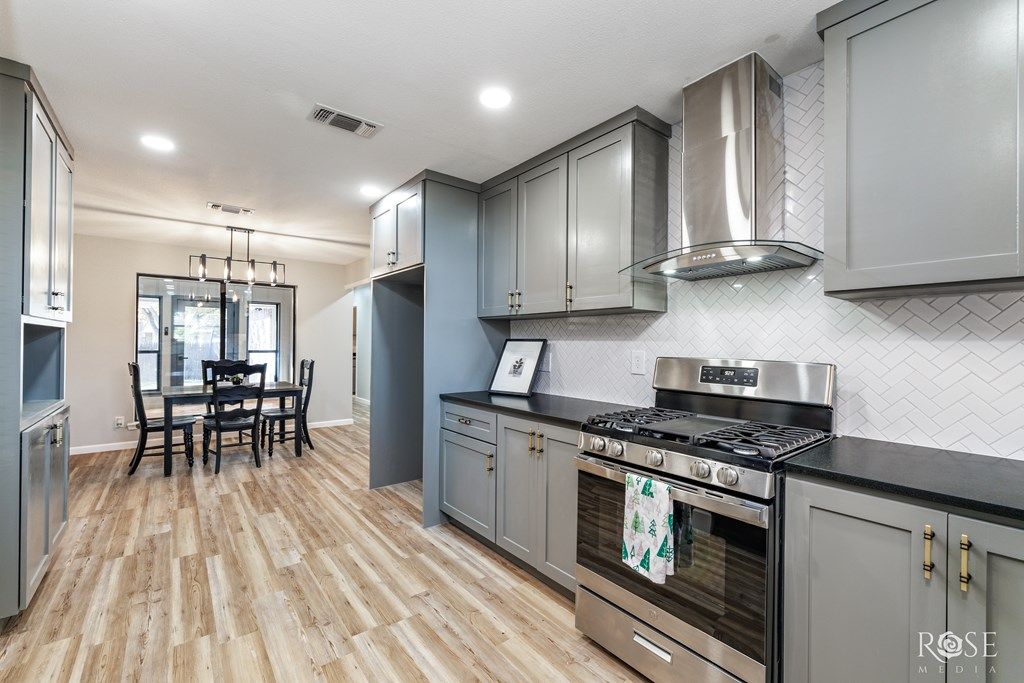 Image 9 of property listing at 3421 Clearview Dr, San Angelo, TX 76904