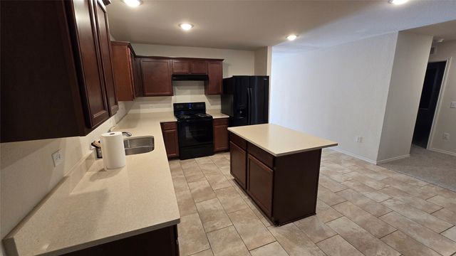 1802 Aslynn Circle, Aubrey, TX 76227