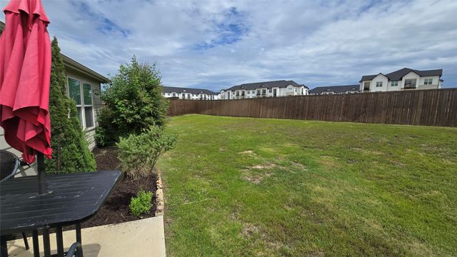 1802 Aslynn Circle, Aubrey, TX 76227