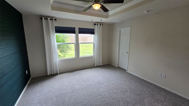 1802 Aslynn Circle, Aubrey, TX 76227