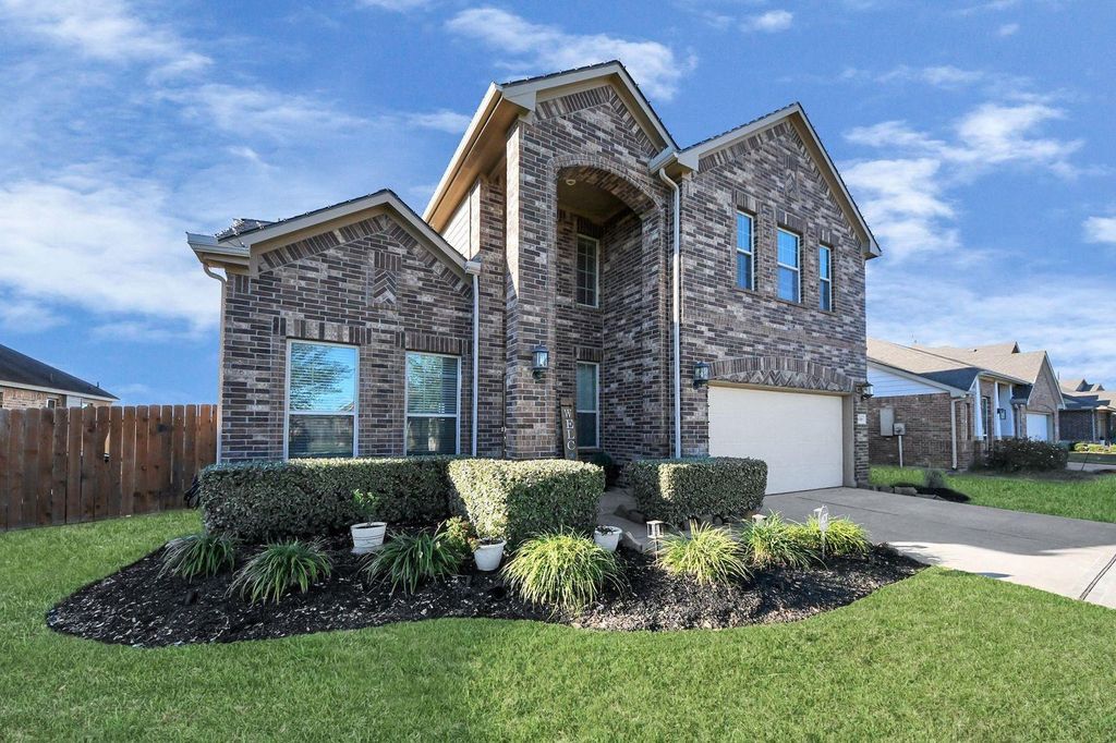 1918 Indigo Shores Lane, Richmond, TX 77469