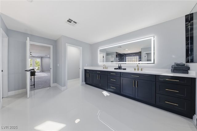 8805 Saint Cloud Court, Las Vegas, NV 89143