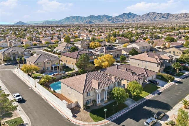 8805 Saint Cloud Court, Las Vegas, NV 89143