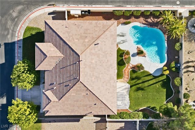 8805 Saint Cloud Court, Las Vegas, NV 89143