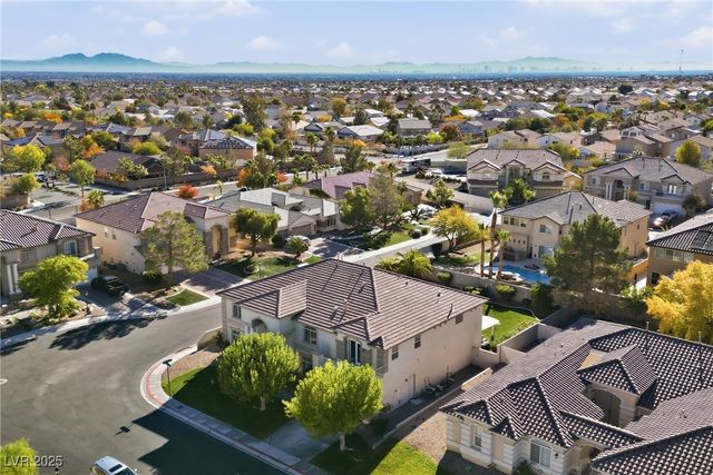 8805 Saint Cloud Court, Las Vegas, NV 89143