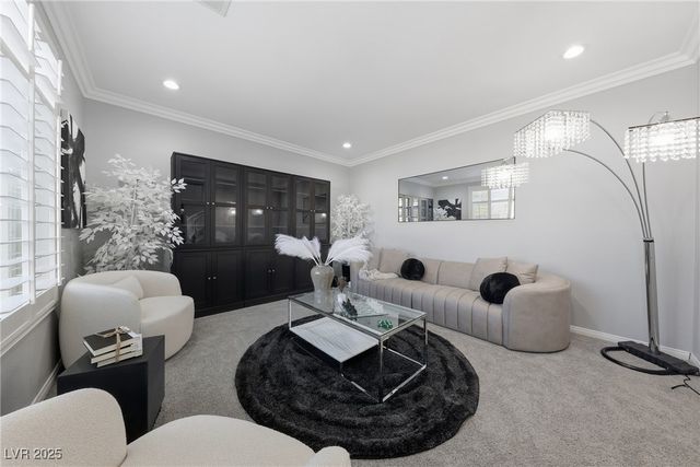 8805 Saint Cloud Court, Las Vegas, NV 89143