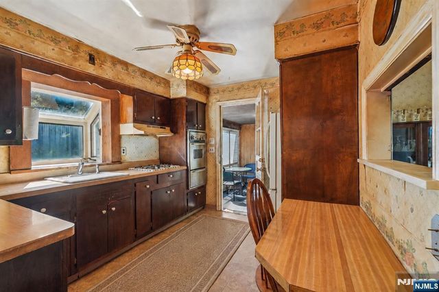 12 Grove Street, Ramsey, NJ 07446