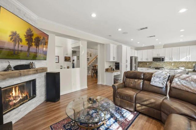 3033 Rancho La Presa, Carlsbad, CA 92009