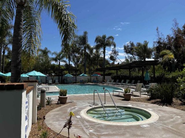 3033 Rancho La Presa, Carlsbad, CA 92009