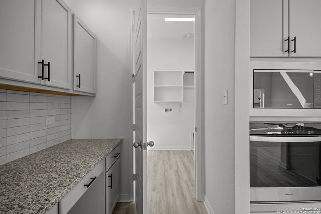 9722 Pioneer Junction, San Antonio, TX 78254