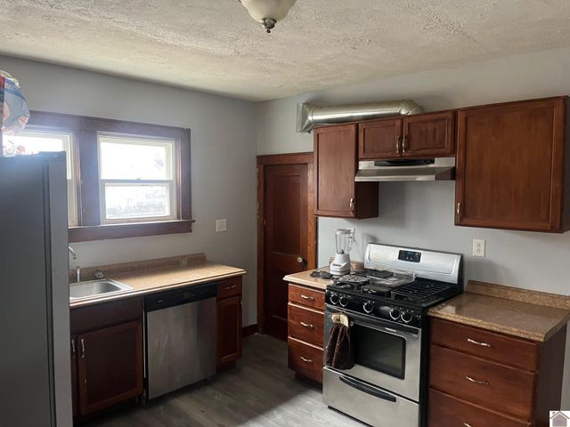 612 Elizabeth St., Paducah, KY 42003