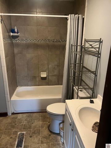 612 Elizabeth St., Paducah, KY 42003