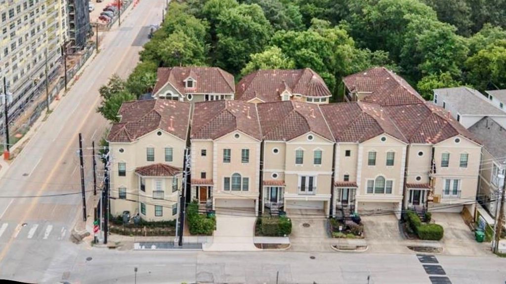 1013 Gross Street, Houston, TX 77019