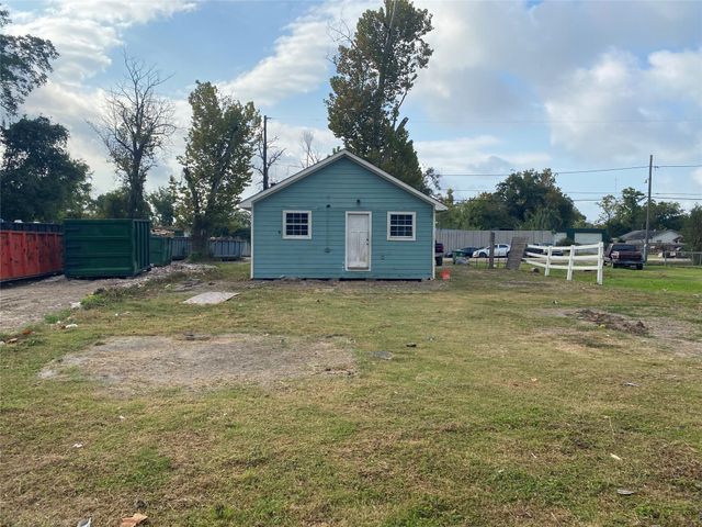 3425 King Street, Houston, TX 77026