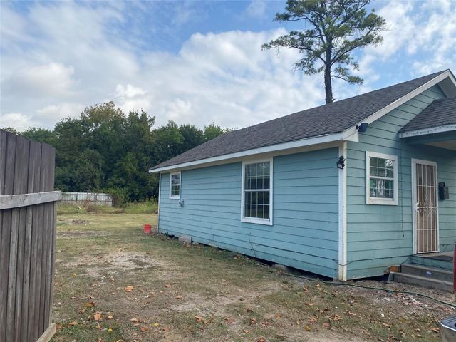 3425 King Street, Houston, TX 77026