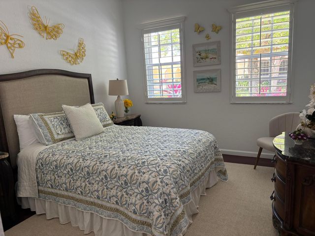 140 Via Rosina, Jupiter, FL 33458