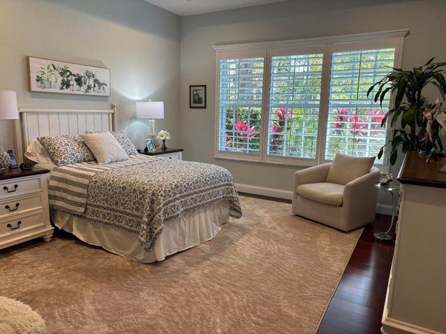 140 Via Rosina, Jupiter, FL 33458