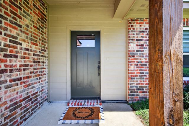 8929 Pines Edge Drive, Shreveport, LA 71129