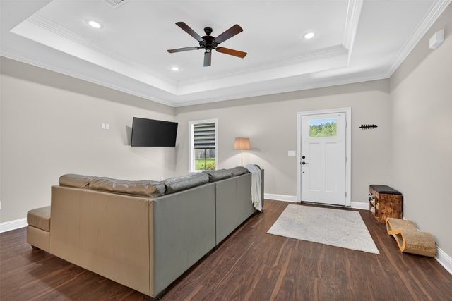 8929 Pines Edge Drive, Shreveport, LA 71129