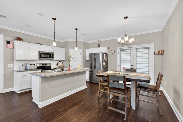 8929 Pines Edge Drive, Shreveport, LA 71129