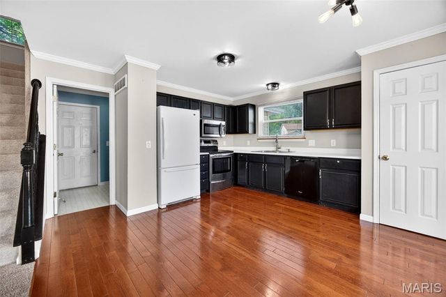 819 Estes Park Drive, St Peters, MO 63376