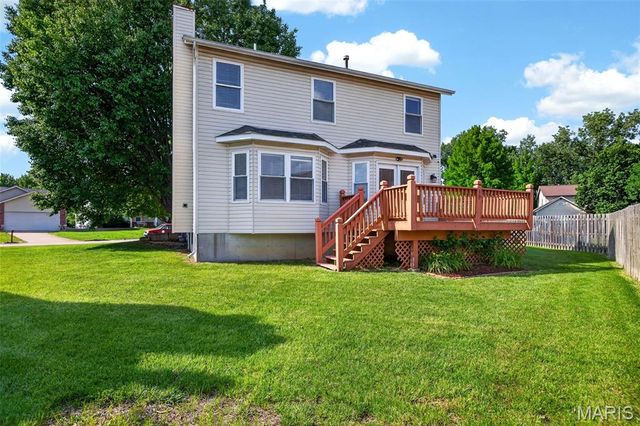 819 Estes Park Drive, St Peters, MO 63376